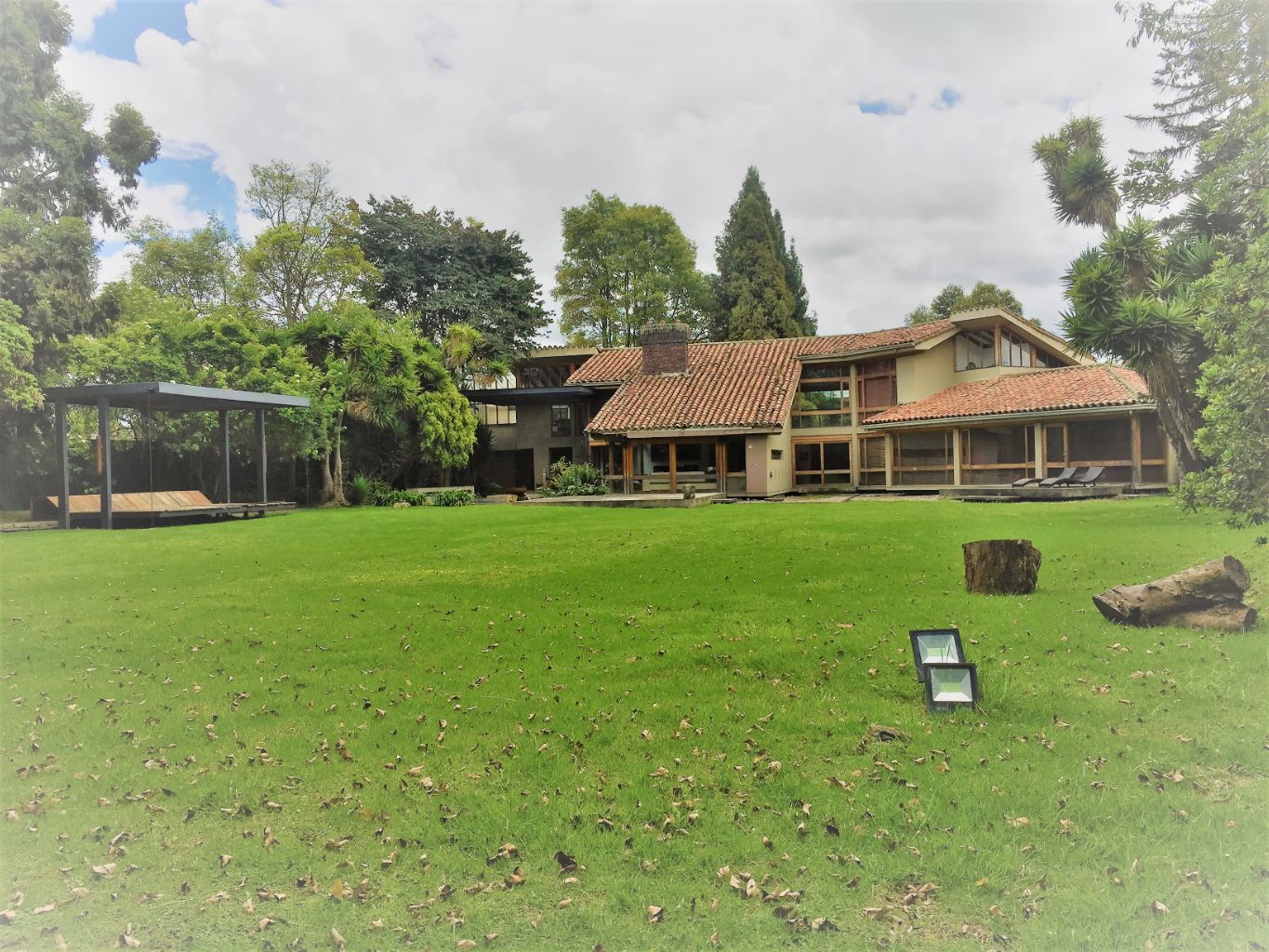 verinmuebles 670 410 Exclusiva casa en lote independiente de 3.200 M2 San Jose de Bavaria