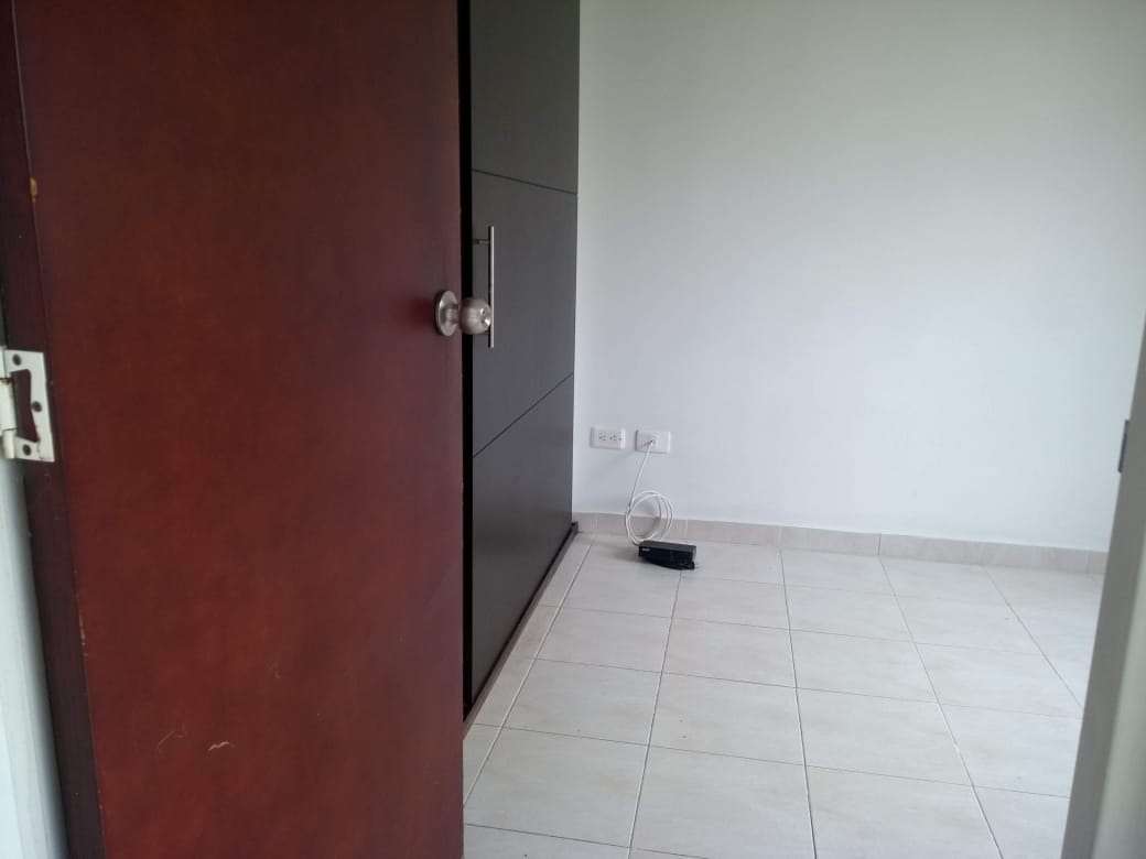 verinmuebles 1022 1111 VENDO HERMOSO APARTAMENTO EN EL REFUGIO AL SUR DE CALI.