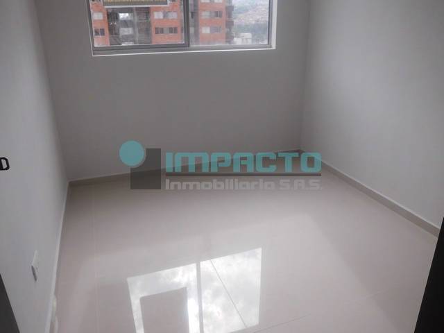 EN ALQUILER APARTAMENTO EN MADERA  COD. 10751 Ñ