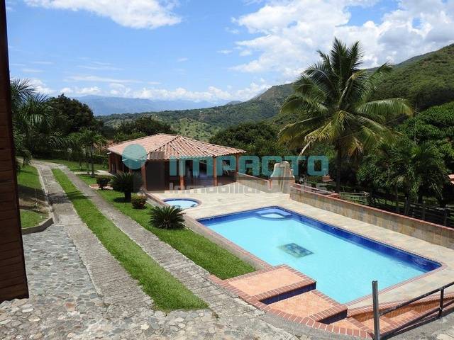 FINCA EN ALQUILER EN SAN JERONIMO COD FR033