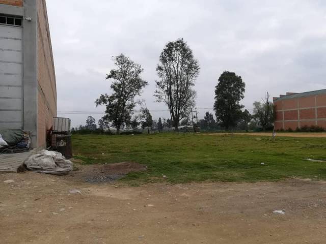 Vendo Lote Industrial Variante Madrid