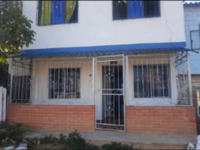 Venta de 3 apartamentos en Girón Barrio La Meseta