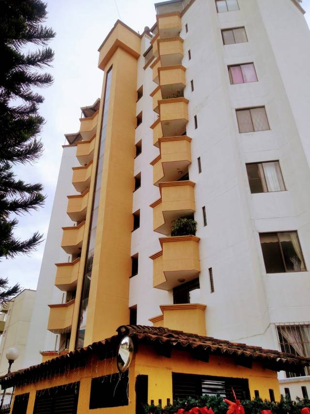 Apartamento en el barrio El Refugio, Sur Cali