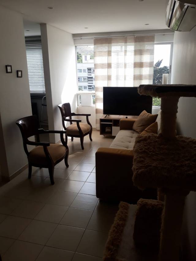 Apartamento en el barrio Colinas del Bosque, Norte Cali