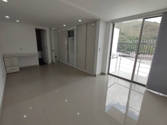 Venta de hermosa Casa en el Oeste de Cali