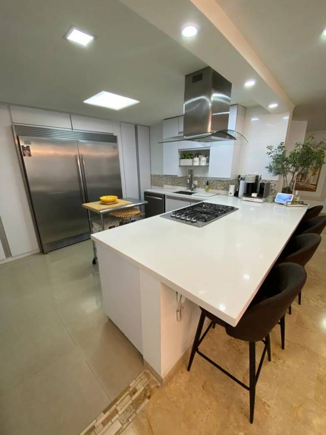 VENTA DE APARTAMENTO DE 3 HABITACIONES CASTILLOGRANDE CARTAGENA