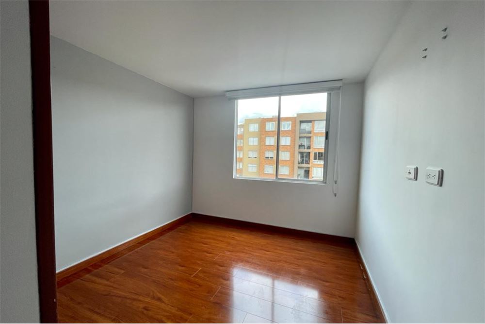 ARRIENDO APARTAMENTO HUERTAS 3 - 3 HAB Y ESTUDIO