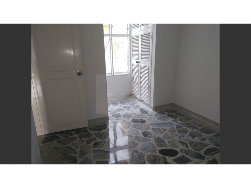 VENDO APARTAMENTO EN MEDELLIN - SIMON BOLIVAR