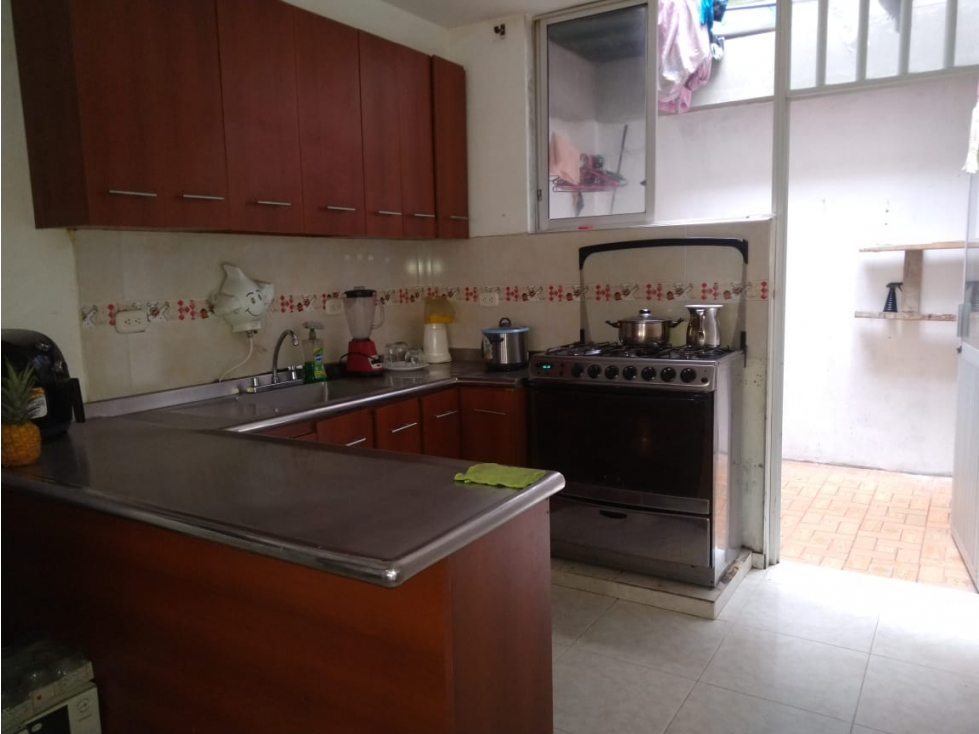 VENTA CASA DUPLEX BARRIO EL POBLADO ETP II