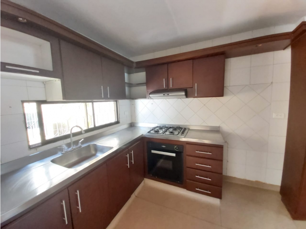 APARTAMENTO EN ALQUILER Y VENTA EN RIOMAR