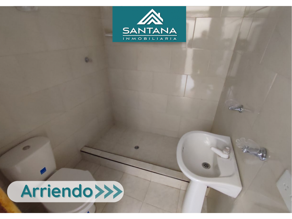 ARRIENDO APARTAMENTO BARRIO LORENZO