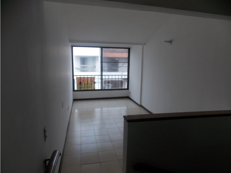 SE VENDE CASA EN CONDOMINIO AL SUR DE CALI, LA HACIENDA. D