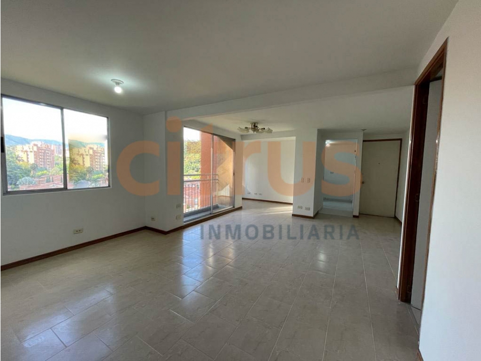 Apartamento en Arriendo - Los Colores