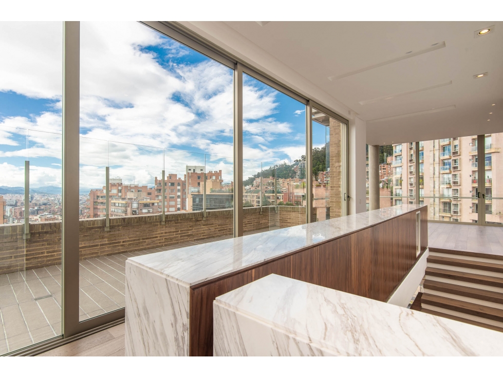 APARTAMENTO PH PARA ESTRENAR EN VENTA, ROSALES, BOGOTÁ