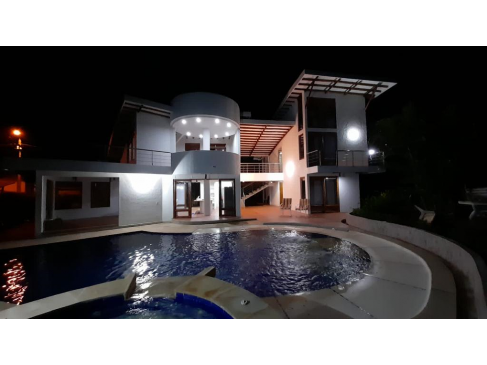 SE VENDE CASA DE CAMPO CARMEN DE APICALA