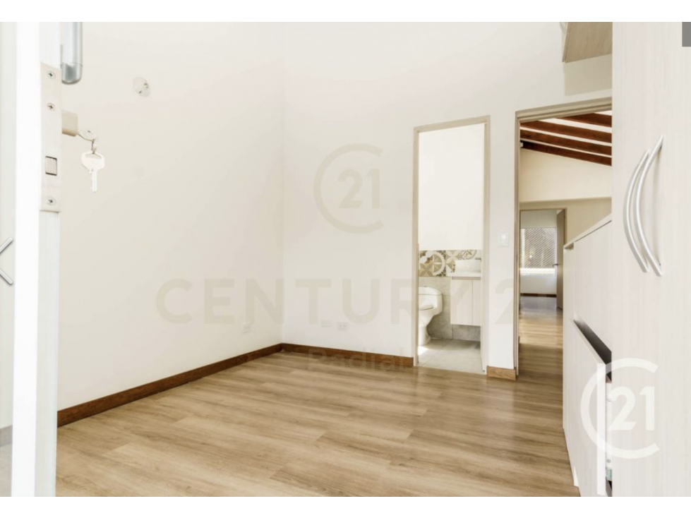 4 bed 4 bath home in El Retiro, Medellin with 226 m2 for sale