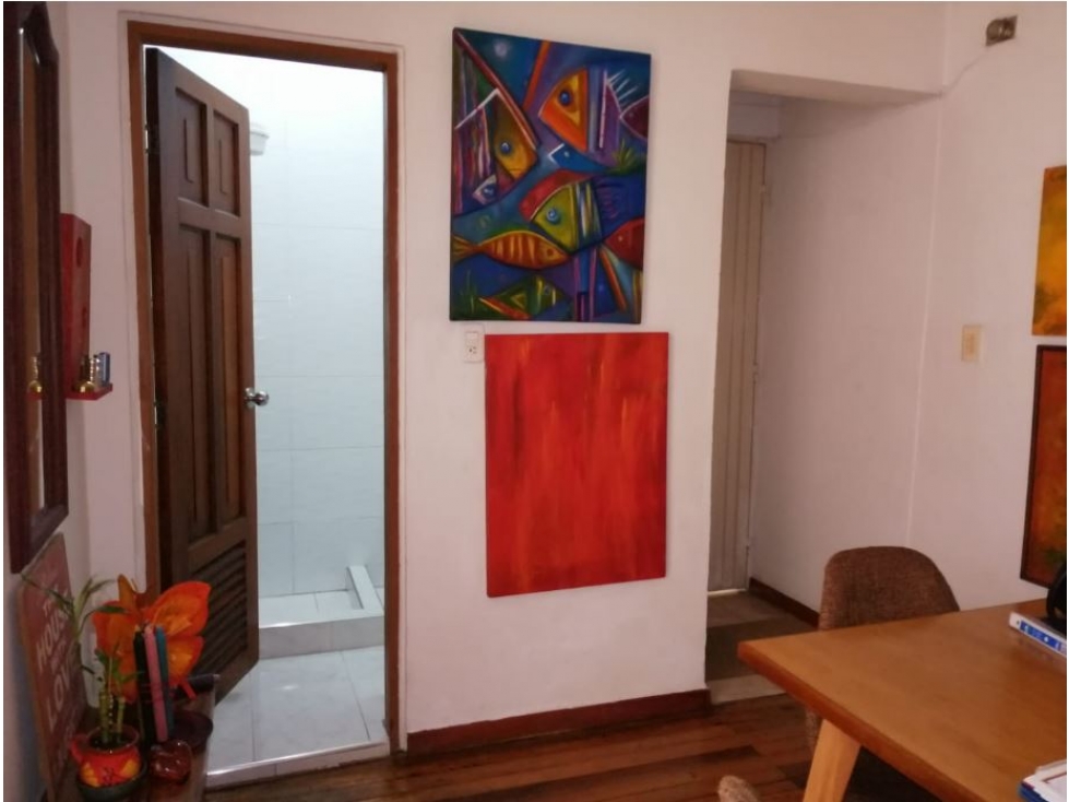 Vendo-Alquilo-Permuto aparta estudio en Chapinero, Bogotá.