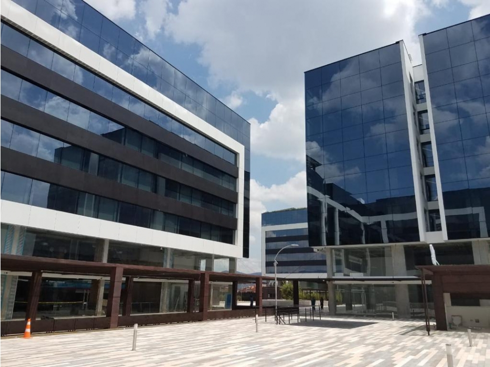 ARRIENDO O VENTA CONSULTORIO MEDICO PARA ESTRENAR,CAJICA LA SABANA