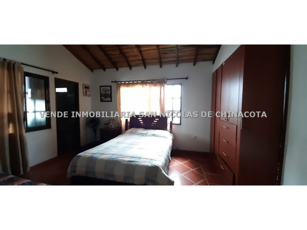 VENDO CABANA EN CHINACOTA