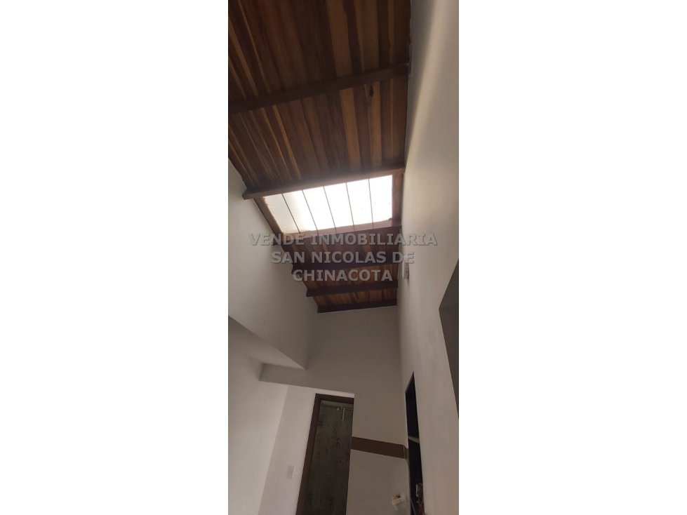 VENDO CASA EN CHINACOTA