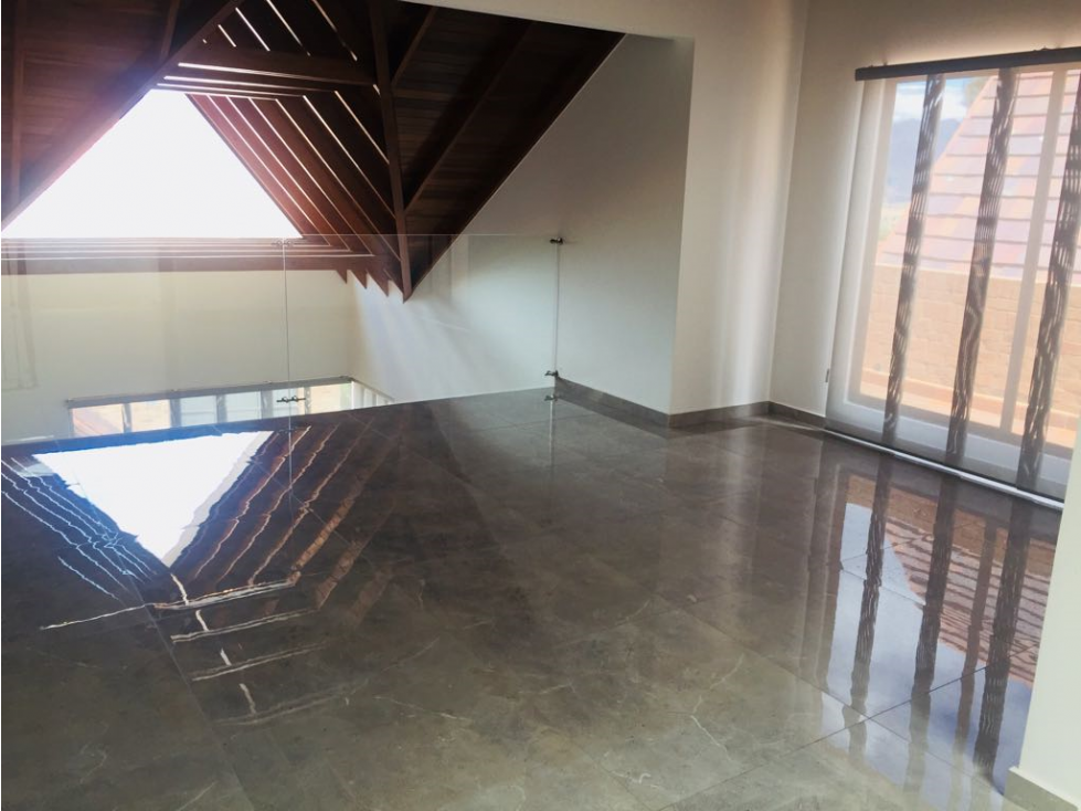 Bogotá, Venta Casa Esquinera Gratamira 282 mts