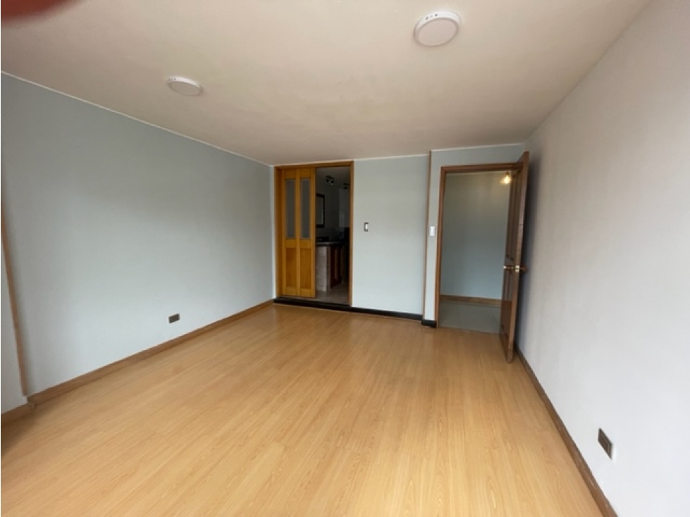 Arriendo apartamento en el lago- 98m Bogotá