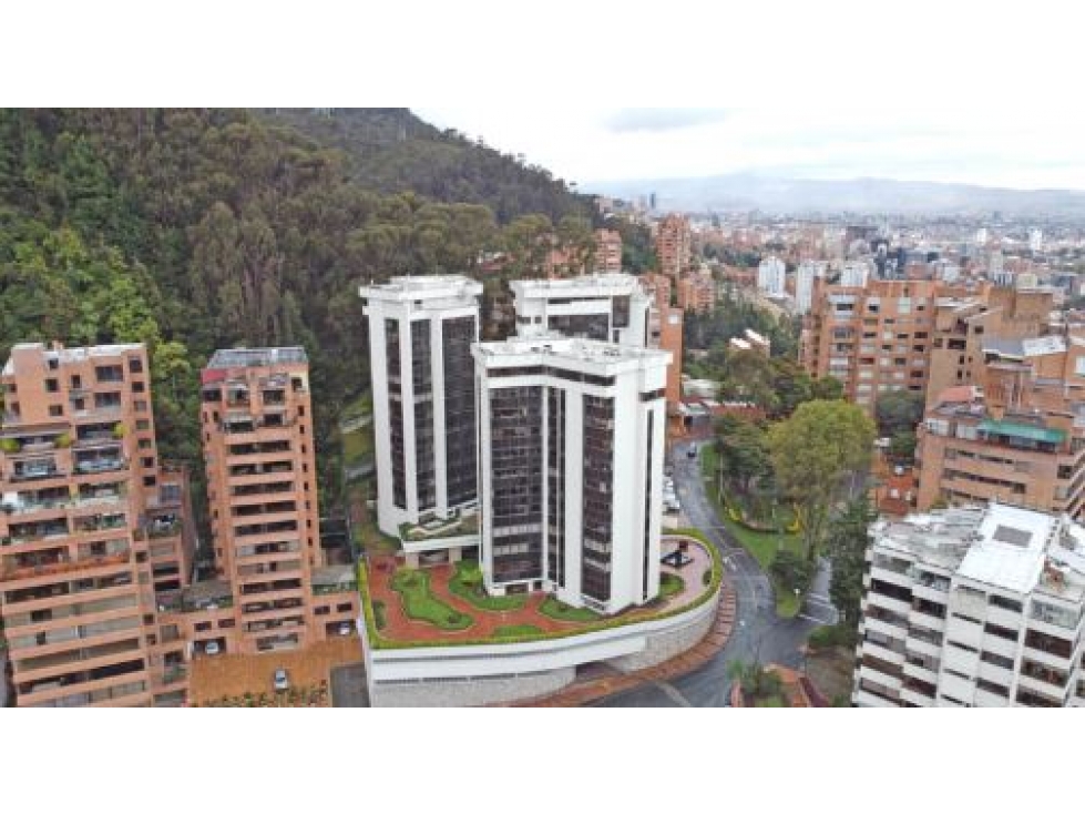 Bogota arriendo apartamento en chico alto area 550 mts + terraza