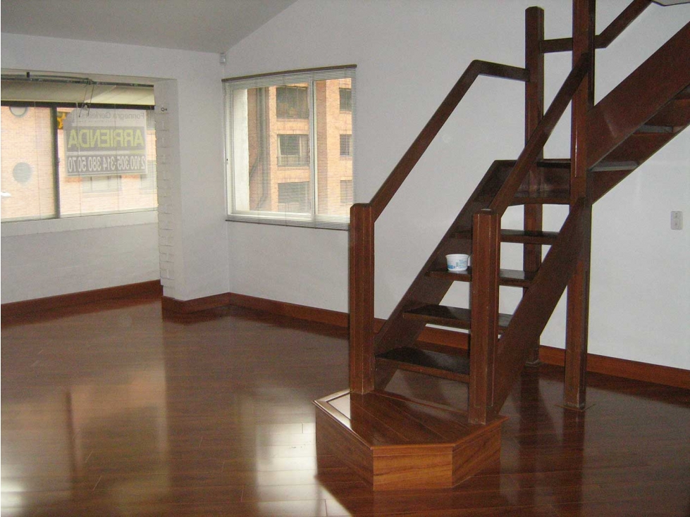 BOGOTA, ALQUILER APARTAMENTO NOGAL  Área: 95 M2.