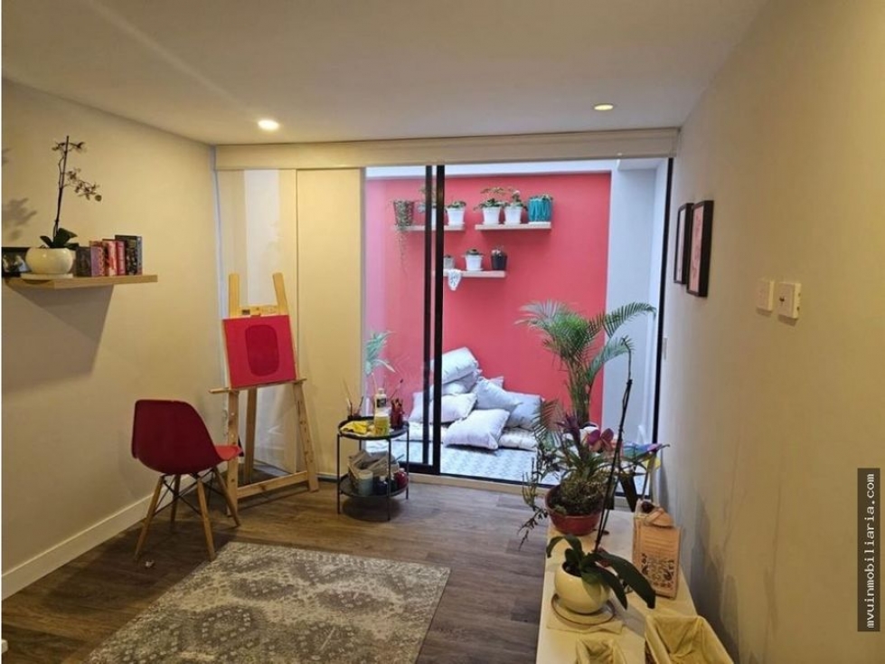 Bogota vendo apartamento remodelado en santa barbara are 161 mts