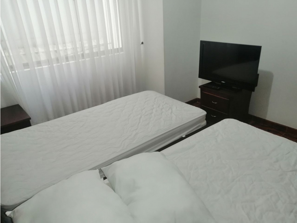 ALQUILER APARTAMENTO AMOBLADO ALTA SUIZA, MANIZALES