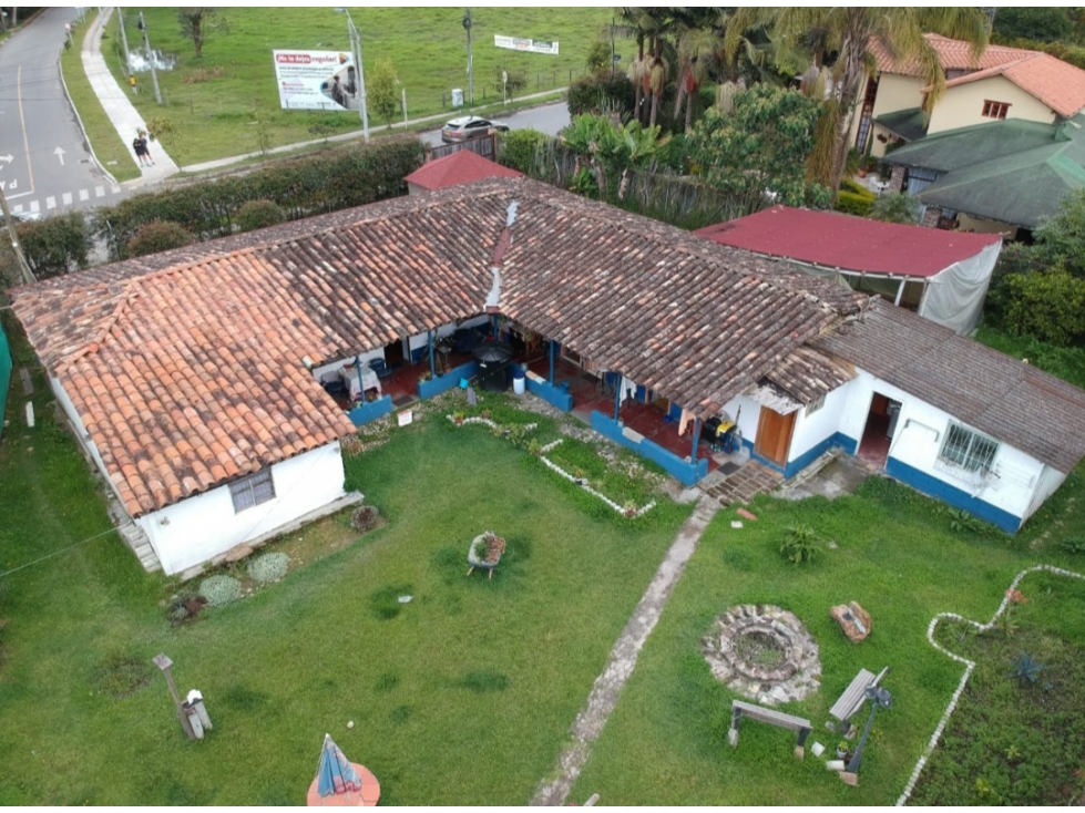 VENTA DE CASA EN LLANOGRANDE