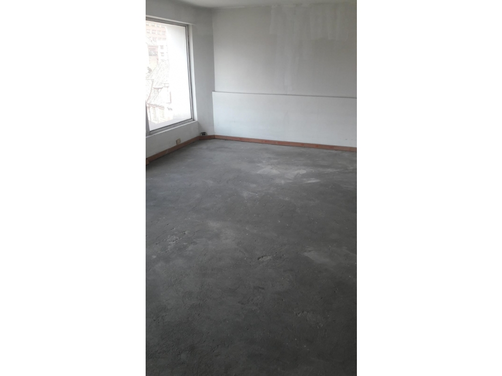 ARRIENDO EDIFICIO EN ZONA G, 1000 MTS 6 PISOS TERRAZA  YG/MD