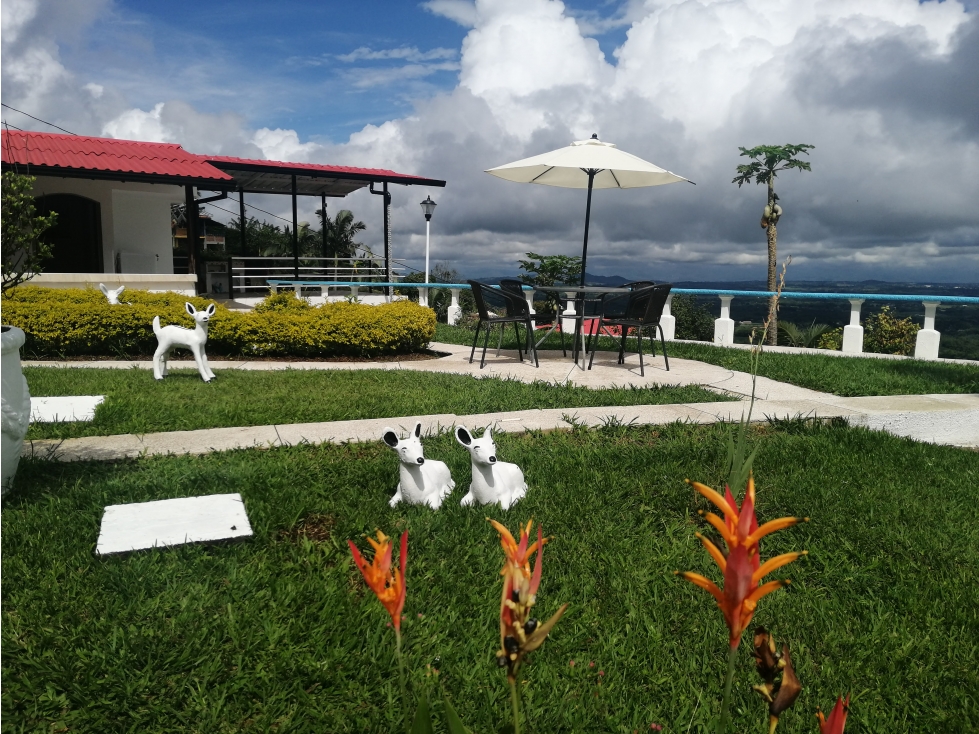 VENTA - PERMUTA- CASA CAMPESTRE  ALTAGRACIA PEREIRA