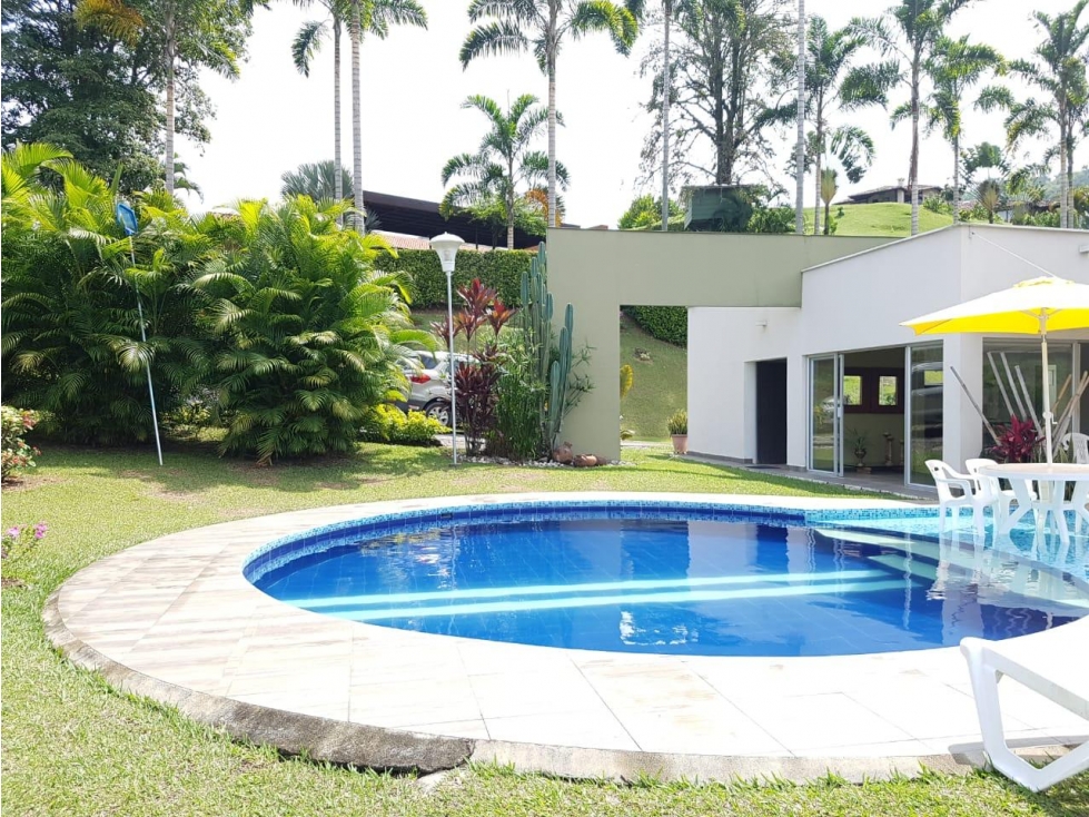 CASA CAMPESTRE A LA VENTA EN SAN BERNARDO DEL VIENTO