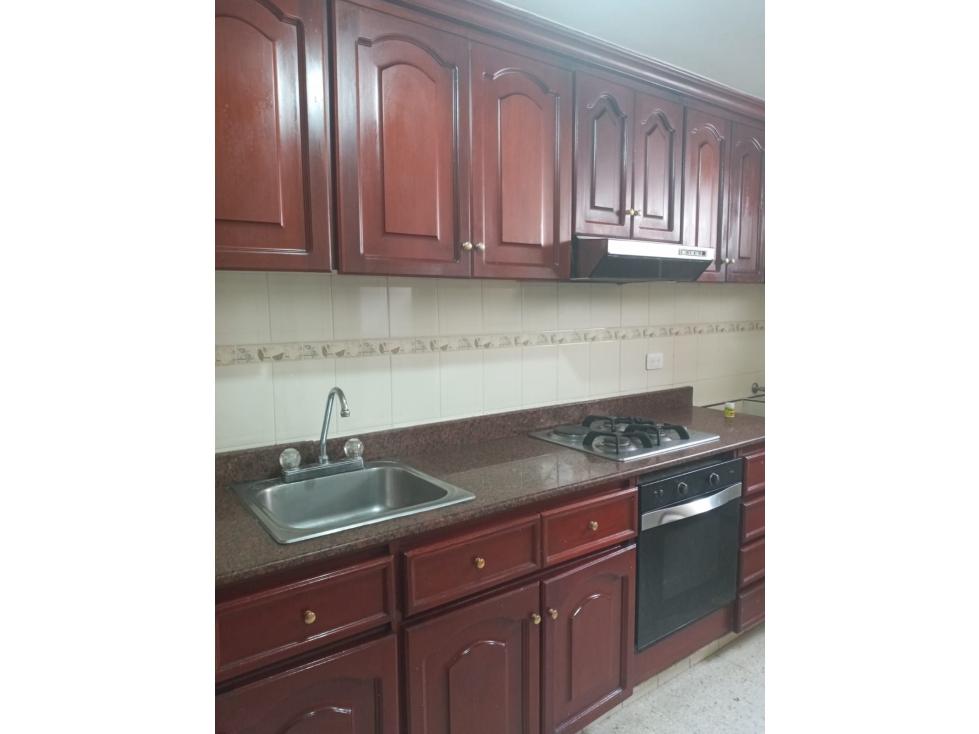 Venta de Apartamento de 101mts2 Pampa Linda, Sur de Cali, 9545