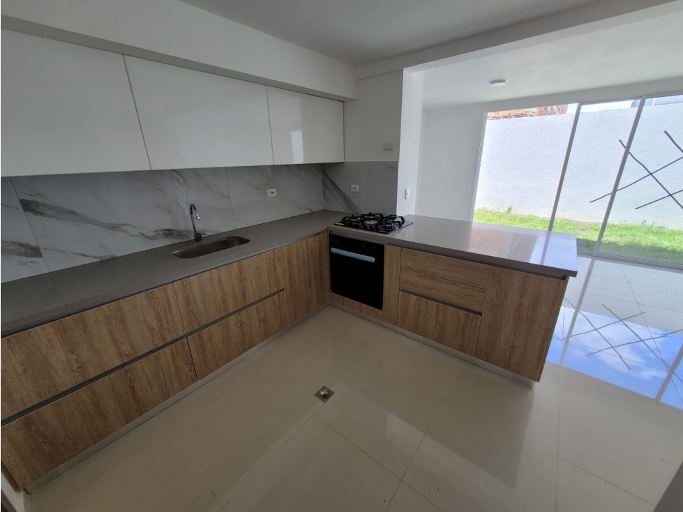 Venta Casa en Obra Semiblanca Condominio en Jamundí, Jamundí 7314.