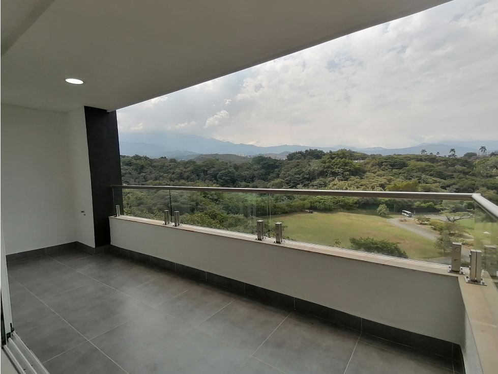 APARTAMENTO EN CIUDAD JARDIN CON VISTA PANORAMICA  EN VENTA - CALI