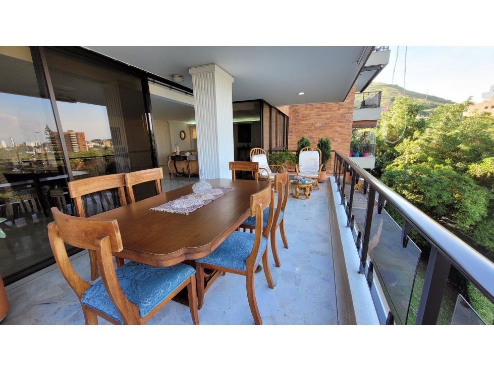 VENTA APARTAMENTO LOS CRISTALES - CALI