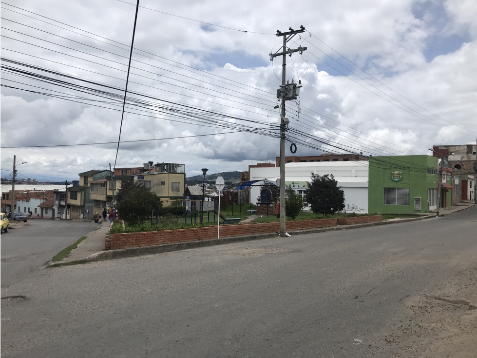 VENTA DE LOTE EN SANTA LUCIA - TUNJA