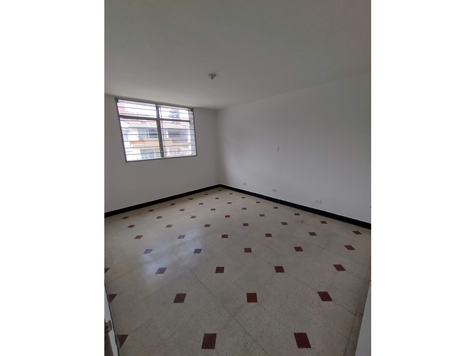 Venta de Apartamento en Los Colores, Medellín