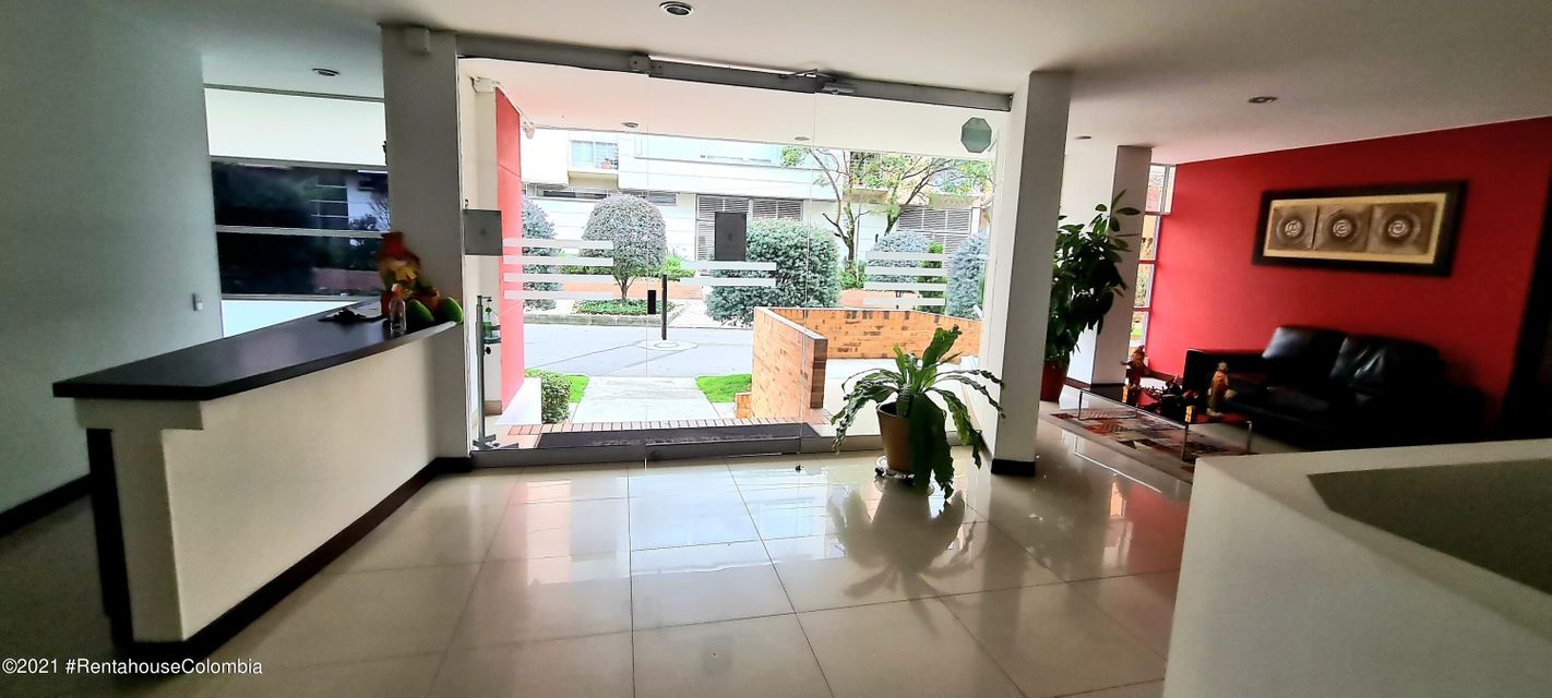 Apartamento en  Bella Suiza COD: 22-1538