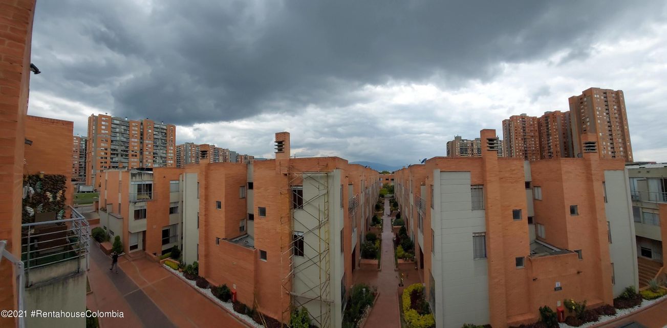 Casa en  La Alameda(Bogota) CO: 22-318