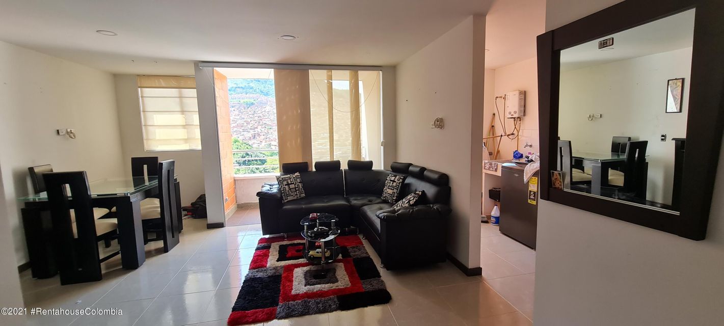 Apartamento en  Altamira(Medellin) cod: 22-1353