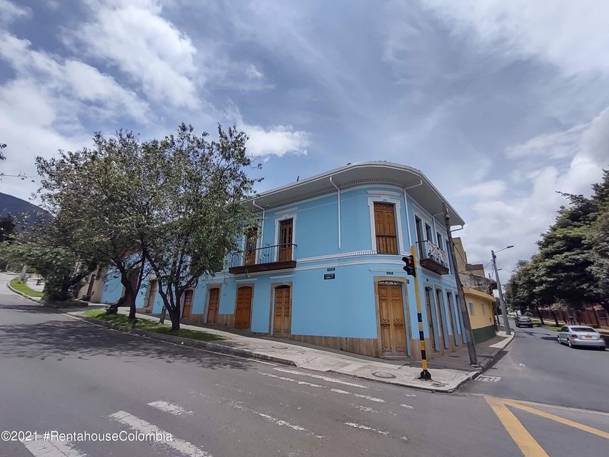 Casa en  La Candelaria(Bogota) cod: 22-1423