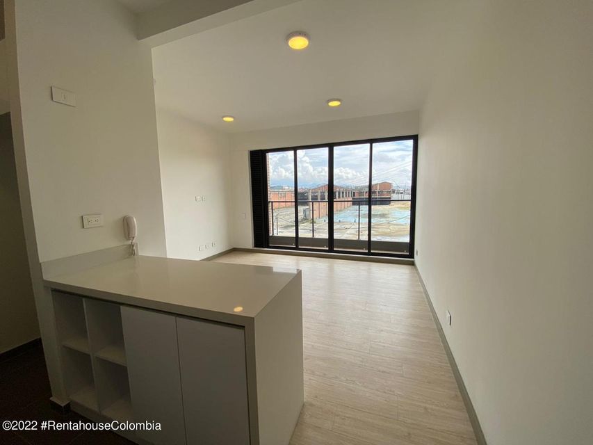 Apartamento en  Puente Aranda RAH CO: 22-2759