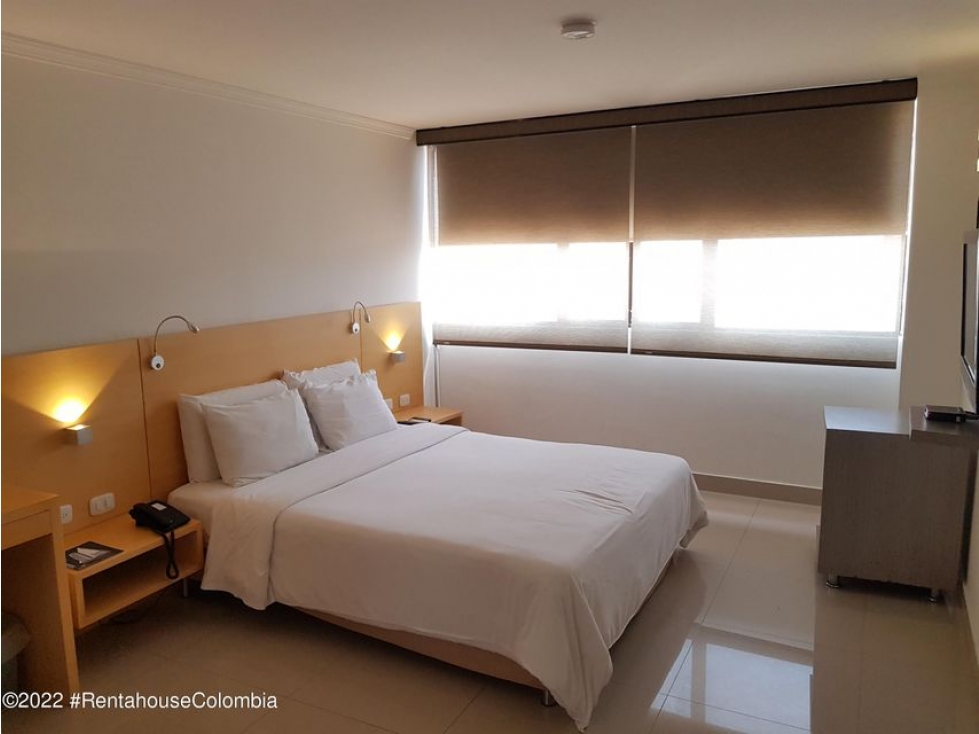 Vendo Apartamento en  Alto Prado C.C 22-1876