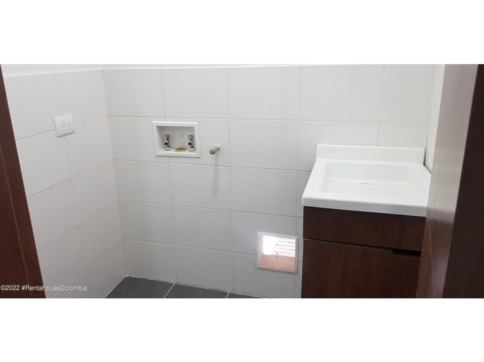 Vendo Apartamento en  Bogota C.C 22-2356