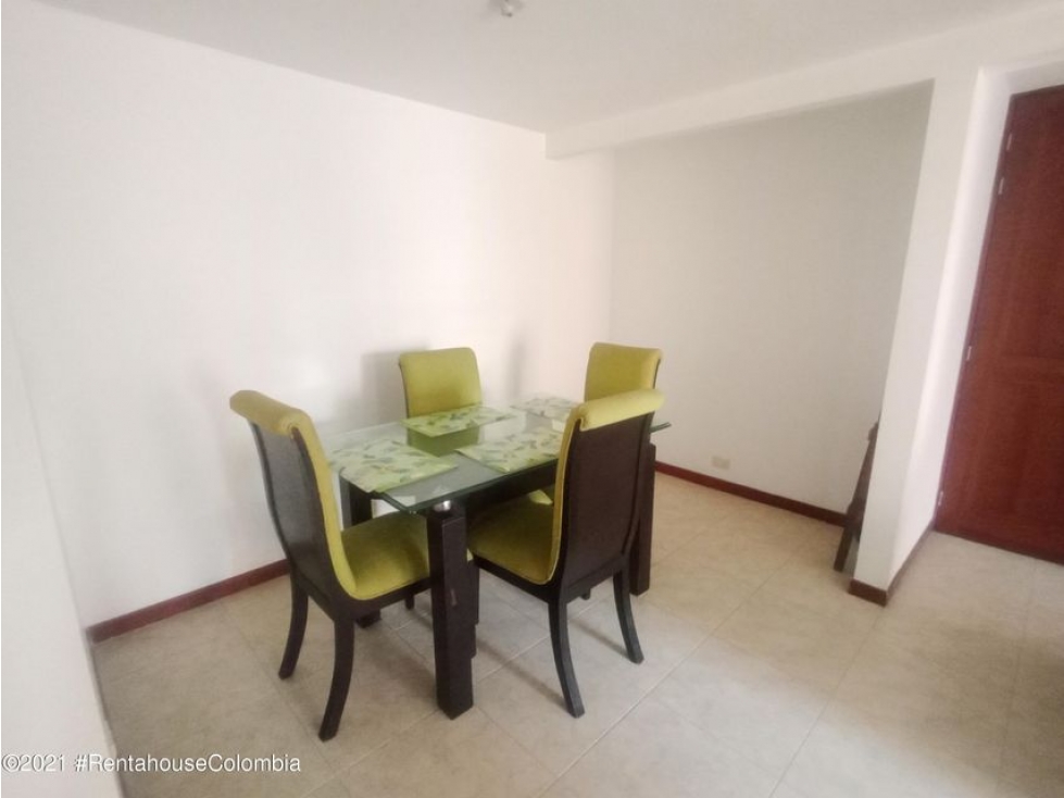 Vendo Apartamento en  Medellin C.C 22-557
