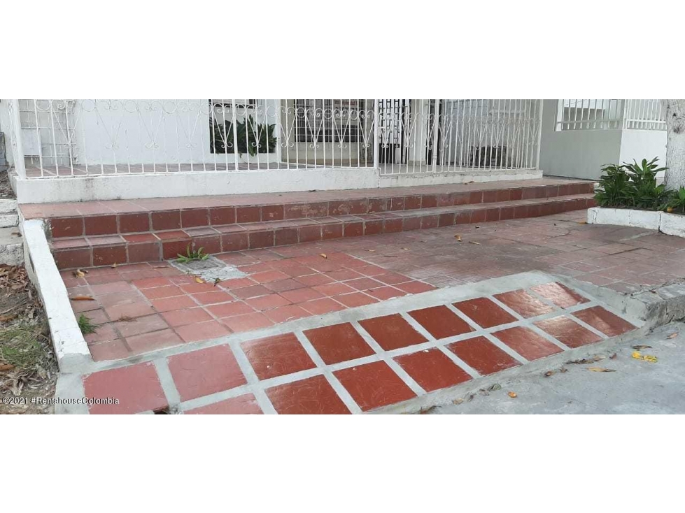 Arriendo Casa en  La Concepcion C.C 22-1272