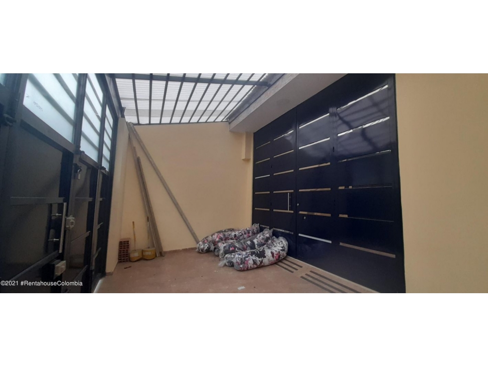 Vendo Comercial en  Alqueria(Bogota) C.C 22-1555